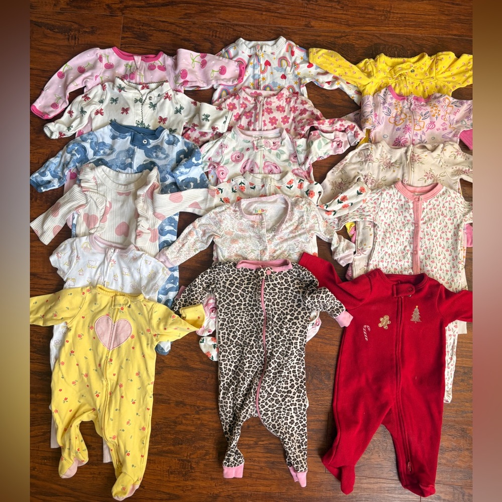 Baby girl sleeper bundle Jammie’s 17 piece